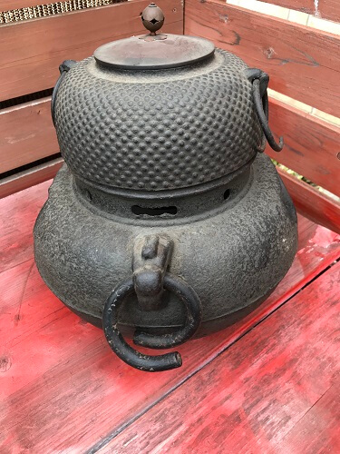 茶釜と風炉