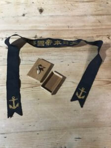 日本海軍の鉢巻と襟章です