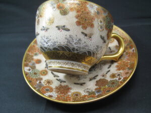里帰り薩摩の茶器は現在でもとても人気の古美術品です