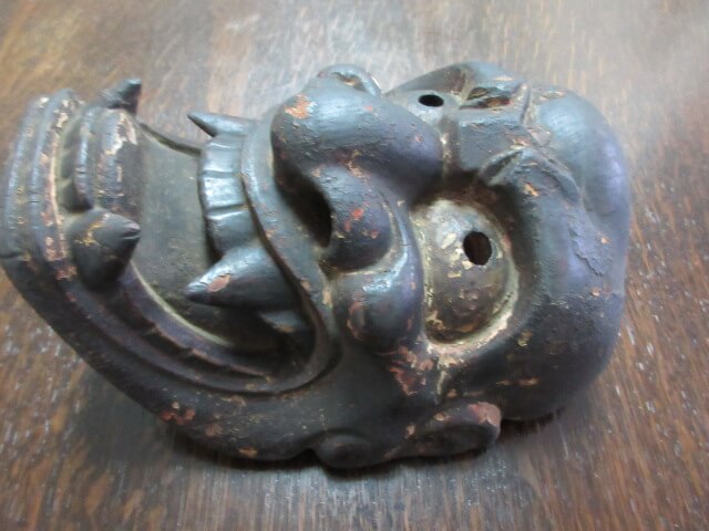 時代を感じる貴重な神楽面です/骨董の買取は福岡玄燈舎