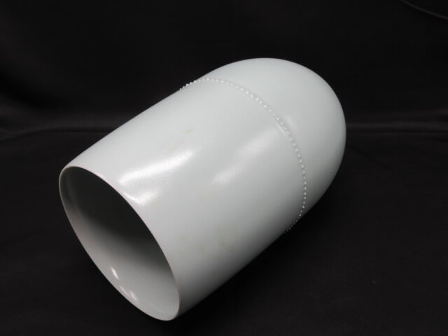 すっきりとした青白磁花瓶です/青白磁の買取は福岡玄燈舎