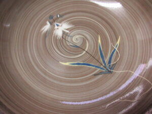 草花文様の器/骨董の器の買取も福岡玄燈舎へ