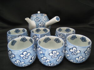 源右衛門窯の茶器/骨董品の買取は福岡玄燈舎