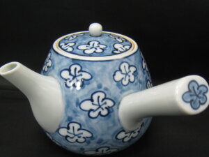 源右衛門の急須 桜紋/有田焼の買取は福岡玄燈舎