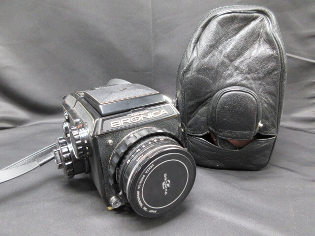 名機ブローニカもありました/アンティークの買取は福岡玄燈舎