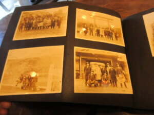 戦前の軍隊写真帖です/骨董品の買取は福岡玄燈舎品