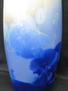 結晶釉薬がとても美しい花瓶です/骨董の買取は福岡玄燈舎