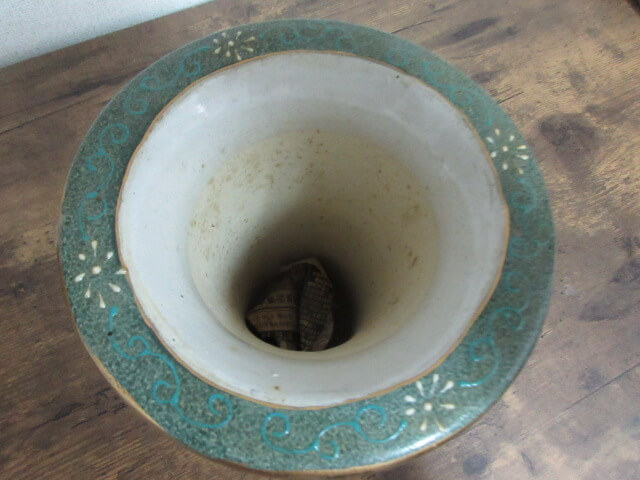 縁も欠けや傷もなく良好です/陶磁器の買取は福岡玄燈舎